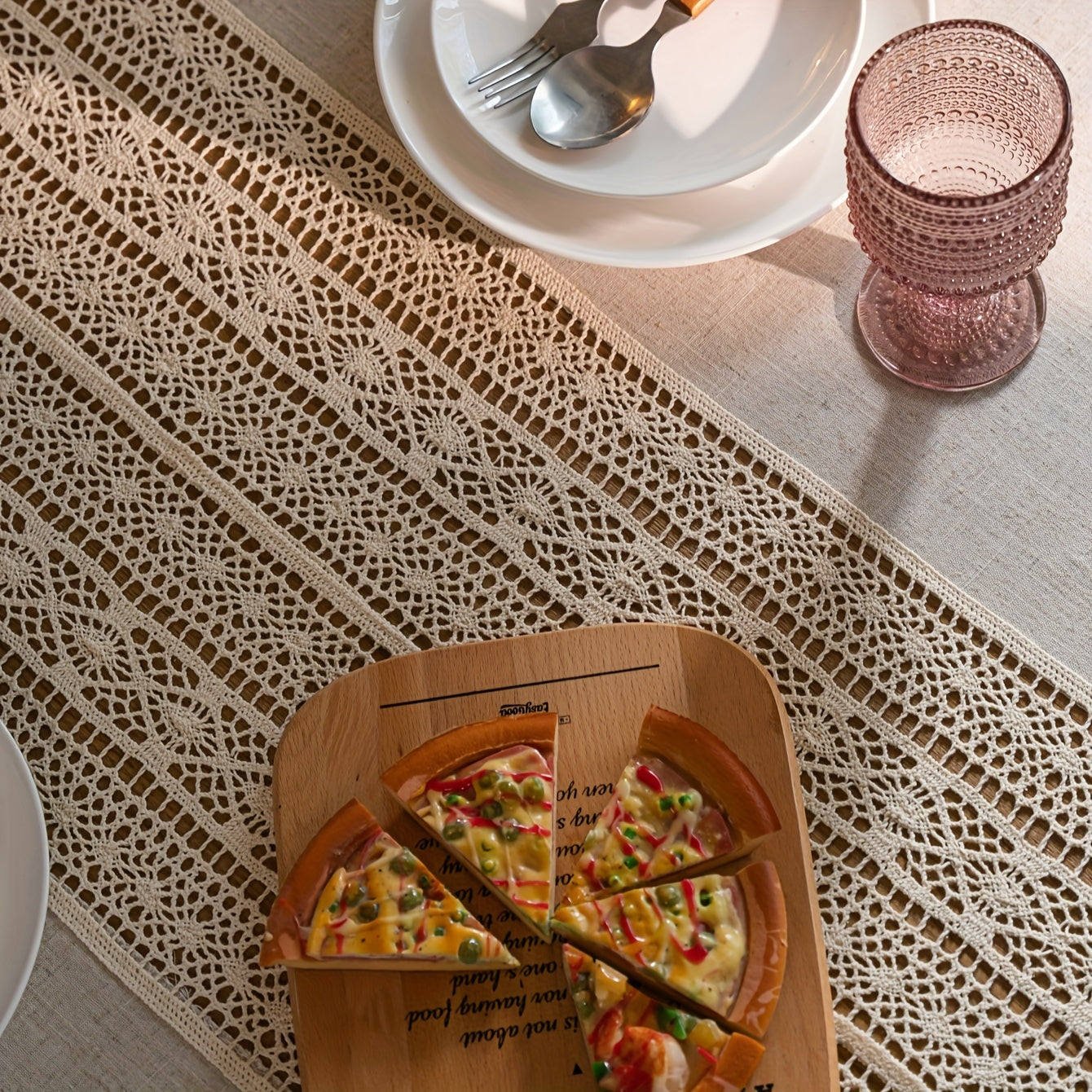 Nappe en lin, nappe bohème purement faite à la main au crochet, nappe rétro en chanvre à empiècement ajouré beige avec franges, adaptée pour table de Noël, pique-nique, décoration anti-poussière, décoration de pièce.
