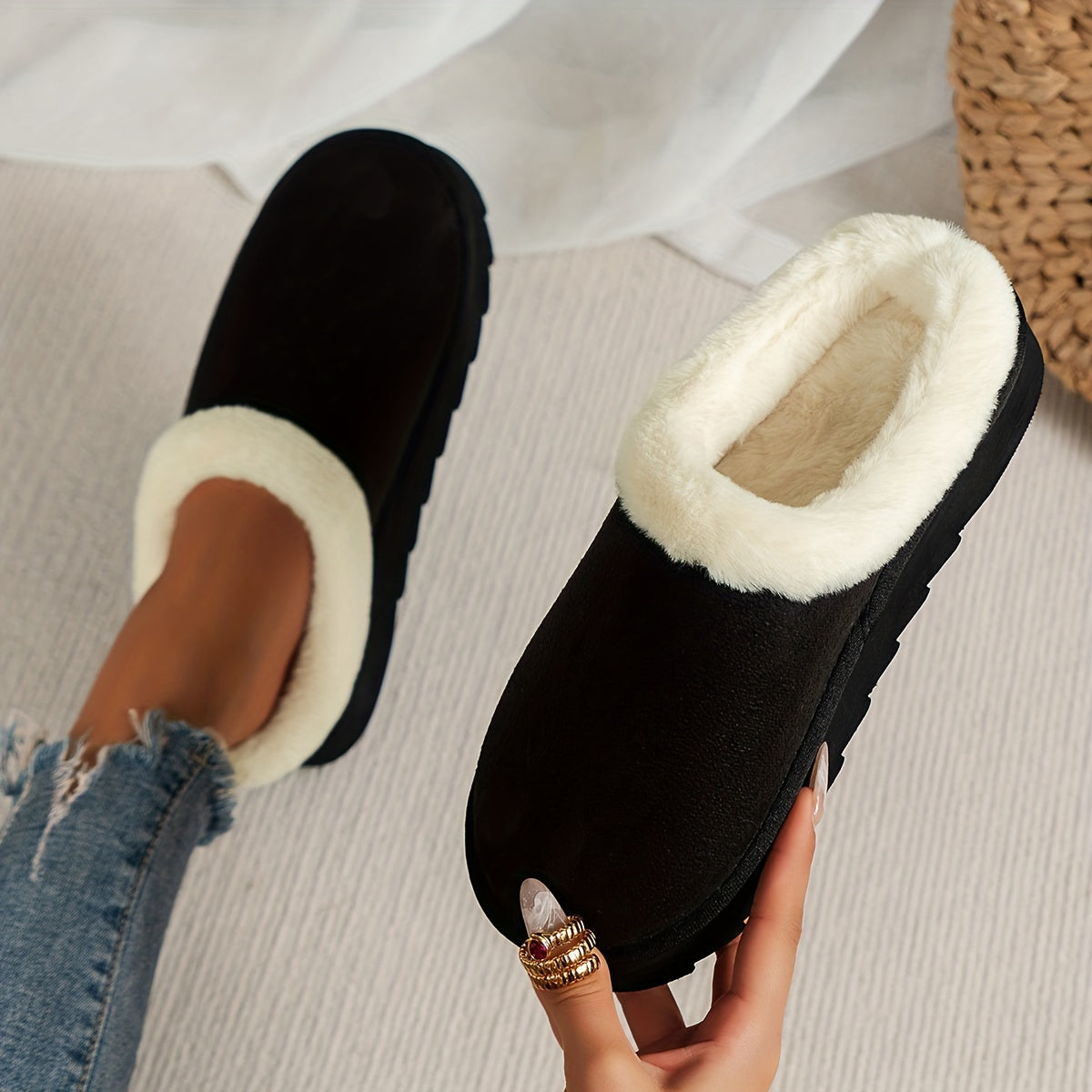 Chaussons décontractés pour femme automne et hiver, à enfiler, avec fausse fourrure, confortables pour l’intérieur et l’extérieur, semelle épaisse.
