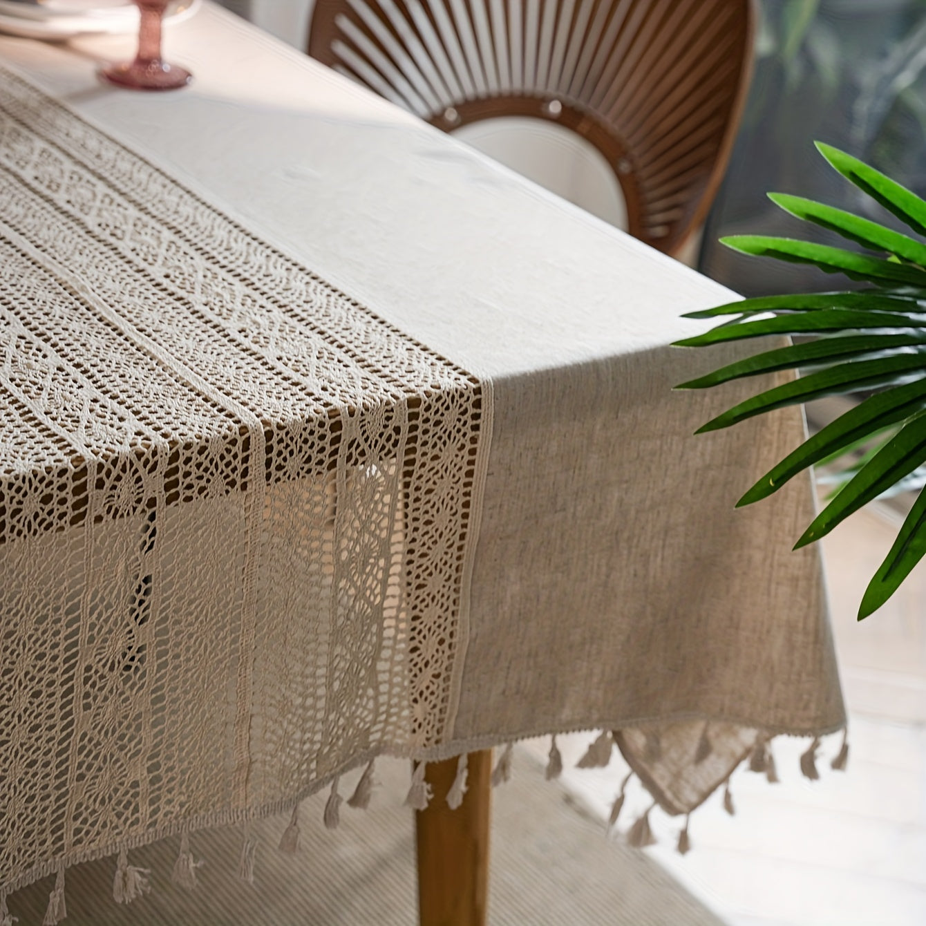 Nappe en lin, nappe bohème purement faite à la main au crochet, nappe rétro en chanvre à empiècement ajouré beige avec franges, adaptée pour table de Noël, pique-nique, décoration anti-poussière, décoration de pièce.