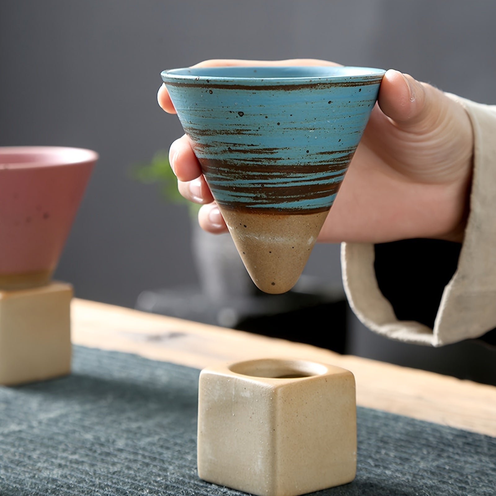 Set de mugs à café coniques vintage avec support, mug en poterie brute avec porte-mug