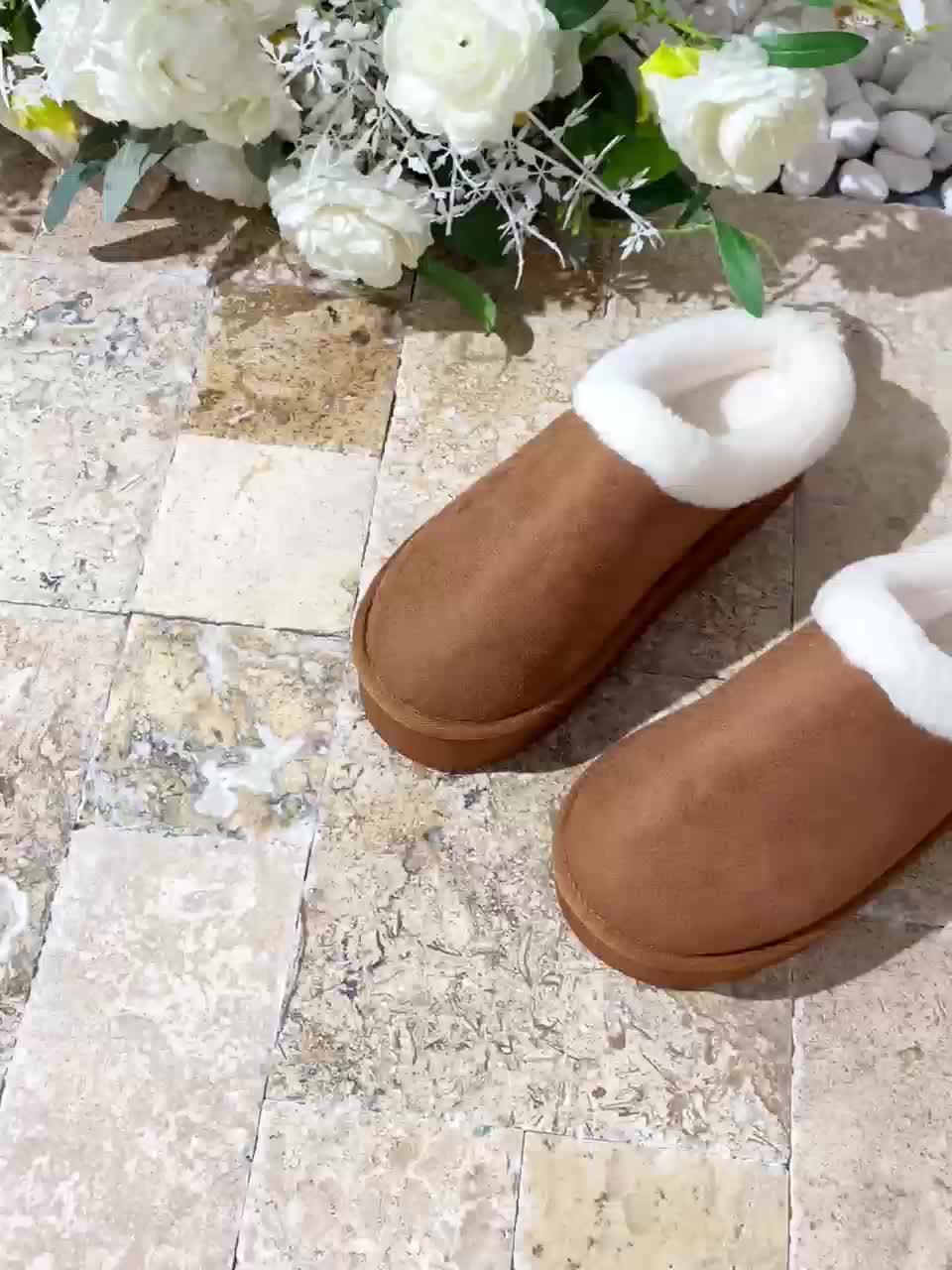 Chaussons décontractés pour femme automne et hiver, à enfiler, avec fausse fourrure, confortables pour l’intérieur et l’extérieur, semelle épaisse.