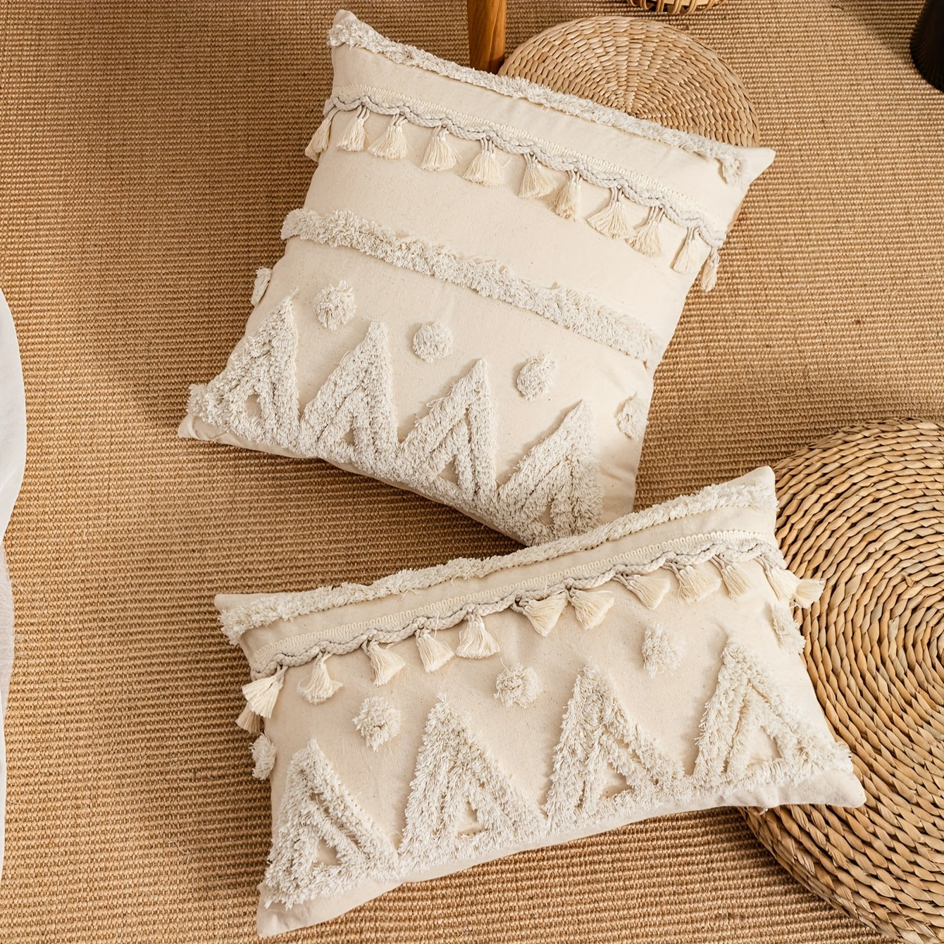 Housses de coussins décoratives en corde au style bohème rétro, conçues avec une technologie de tuftage. Parfaites pour le canapé, la chambre ou le salon.