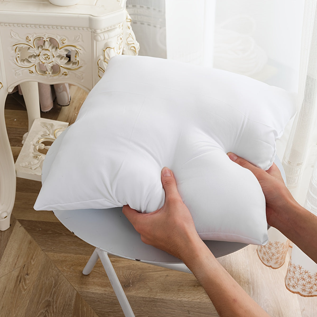 Noyau d’oreiller blanc, intérieur de coussin doux, rembourrage en fibre de polyester, convient pour la décoration de la maison.
