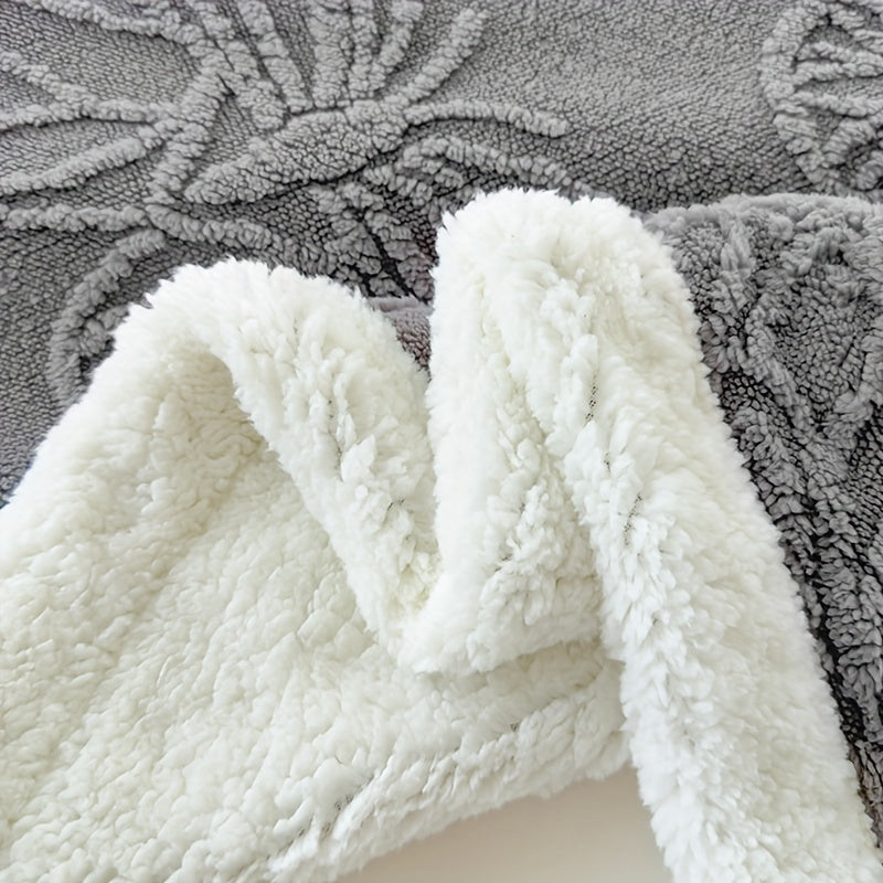 Plaid polaire ultra doux et chaleureux avec broderie motif papillon – proposé en différents coloris et formats
