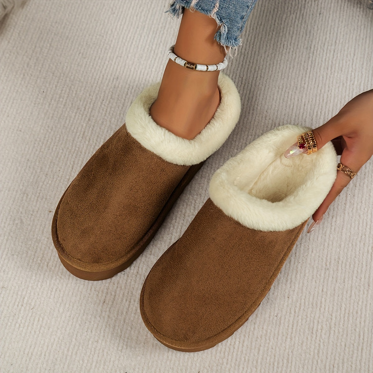 Chaussons décontractés pour femme automne et hiver, à enfiler, avec fausse fourrure, confortables pour l’intérieur et l’extérieur, semelle épaisse.