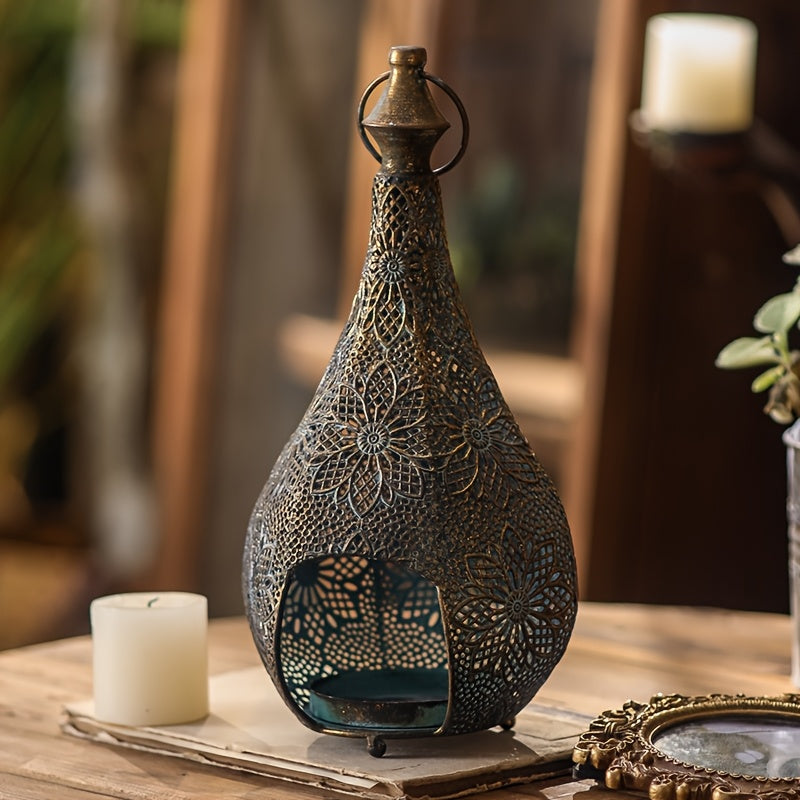 Bougeoir en fer élégant sculpté à motif floral – Décoration de table rustique chic pour salon, chambre ou terrasse – Finition mate avec design raffiné pour une lumière d’ambiance et une décoration intérieure – Décoration de table | Motif floral