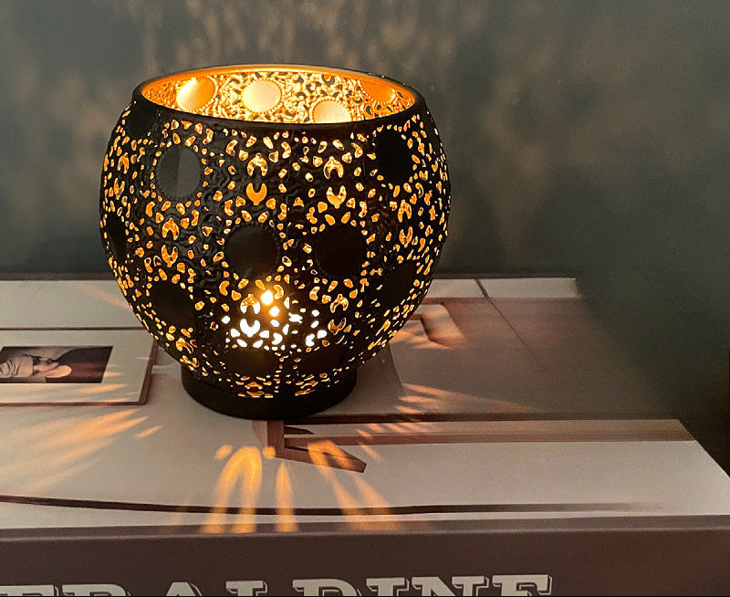 Photophore Sphère en Métal - Motifs Découpés Intricats, Esprit Marocain, Décoration Vintage et Bohème Élégante, Fait Main