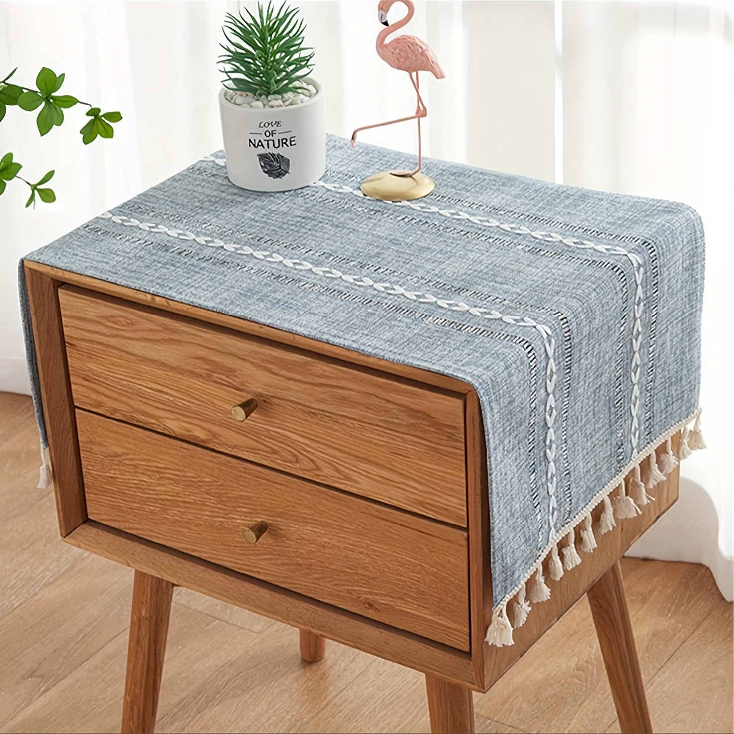 Chemin de table à pompons bohème - motif rayé, napperon rectangulaire pour commode en 100% polyester, décoration tissée pour table de chevet, buffet et protection anti-poussière pour meubles
