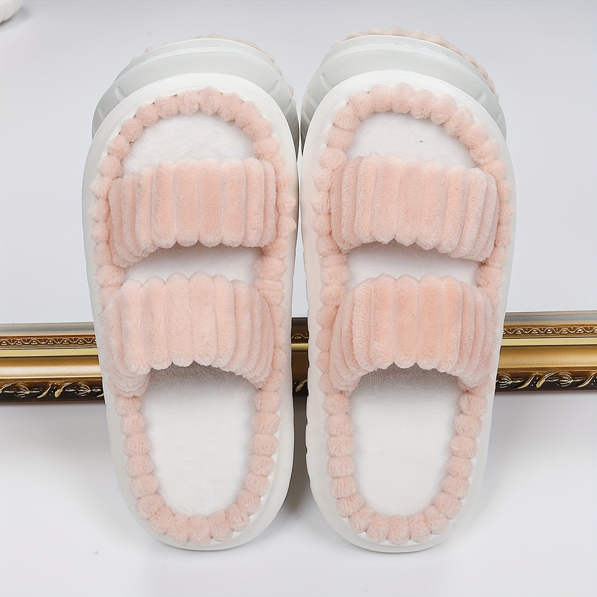 Chaussons femmes à double bride en peluche, coloris unis, à bout ouvert, antidérapants, confortables, en forme de tongs, chaussures de mode, chaussons d'intérieur à plateforme