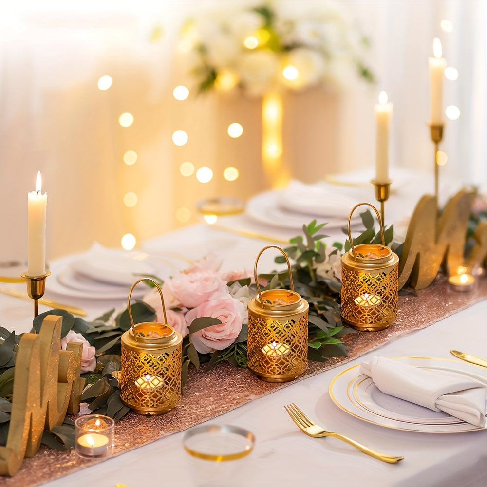 Lanternes décoratives dorées pour bougies , en métal suspendu, petites lanternes vintage. Idéales comme centres de table pour Noël, mariage ou fête. Peut servir de chandelier, candélabre ou suspension dorée élégante.