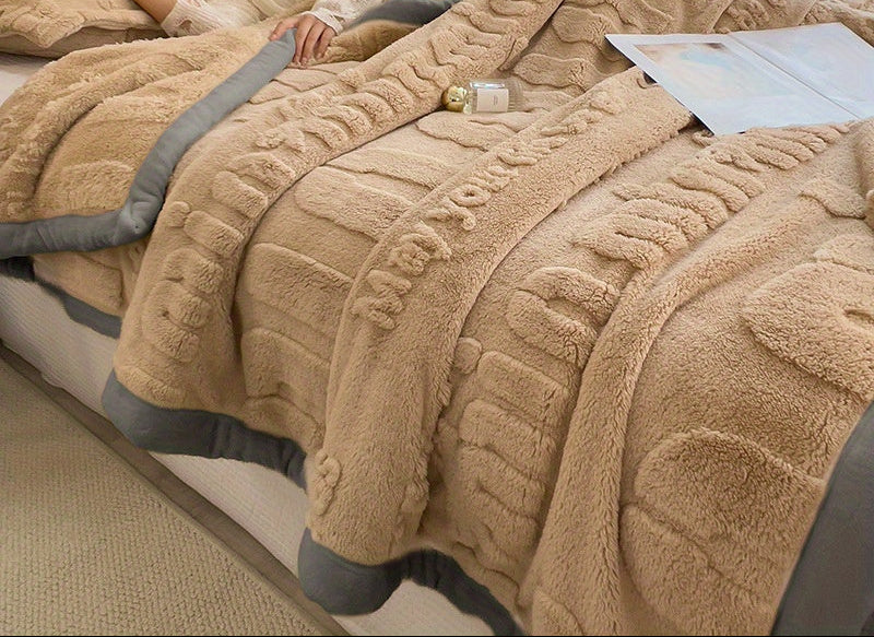 Couverture en peluche polaire hiver - 1 pièce, dessus-de-lit épais en flanelle de velours gaufrée, plaid chaud toutes saisons en polyester, lavable en machine, tissage uni - sans taie d’oreiller