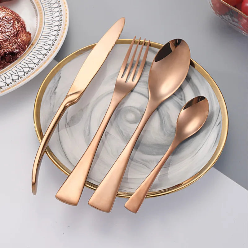 Set de couverts 4 pièces en acier inoxydable – fourchette, couteau – service de table style occidental﻿