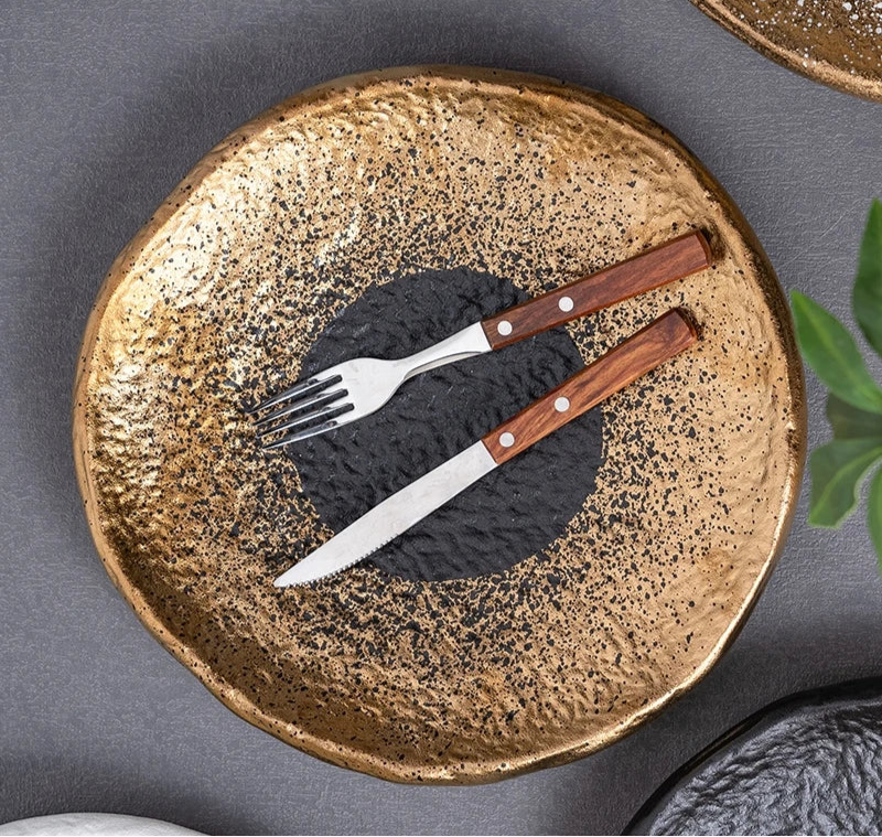 Assiette en céramique à motifs avec pieds — assiette à dîner, assiette à steak, assiette à pâtes, assiette à sushi, plat à fruits, assiette à dessert