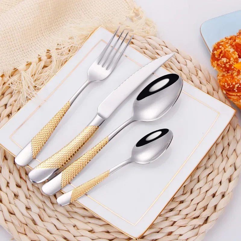 Ensemble de couverts dorés en acier inoxydable – Fourchette, cuillère, couteau – Service de table complet pour la cuisine