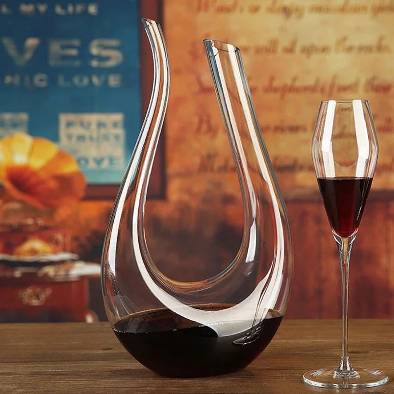 Carafe à vin de 1500 ml en cristal fait main – carafe élégante pour vin rouge, brandy ou champagne, avec bec verseur et aérateur intégré, idéale pour le bar ou les repas en famille.