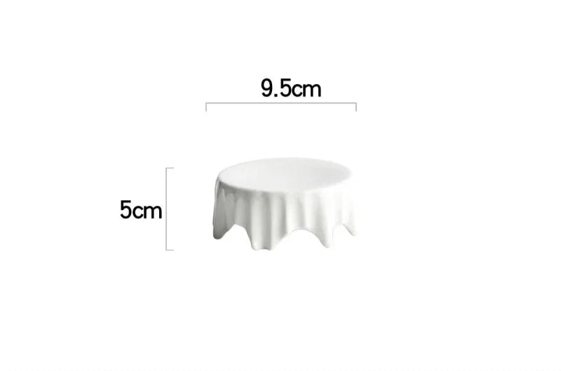 Assiette blanche, vaisselle pour hôtel et maison, conception créative de cuisine, plat artistique, vaisselle ronde.