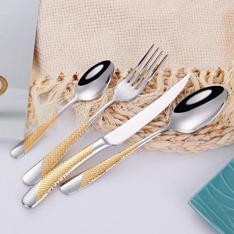 Ensemble de couverts dorés en acier inoxydable – Fourchette, cuillère, couteau – Service de table complet pour la cuisine