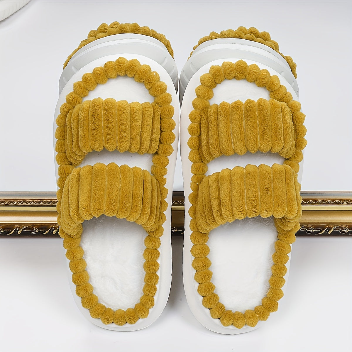 Chaussons femmes à double bride en peluche, coloris unis, à bout ouvert, antidérapants, confortables, en forme de tongs, chaussures de mode, chaussons d'intérieur à plateforme