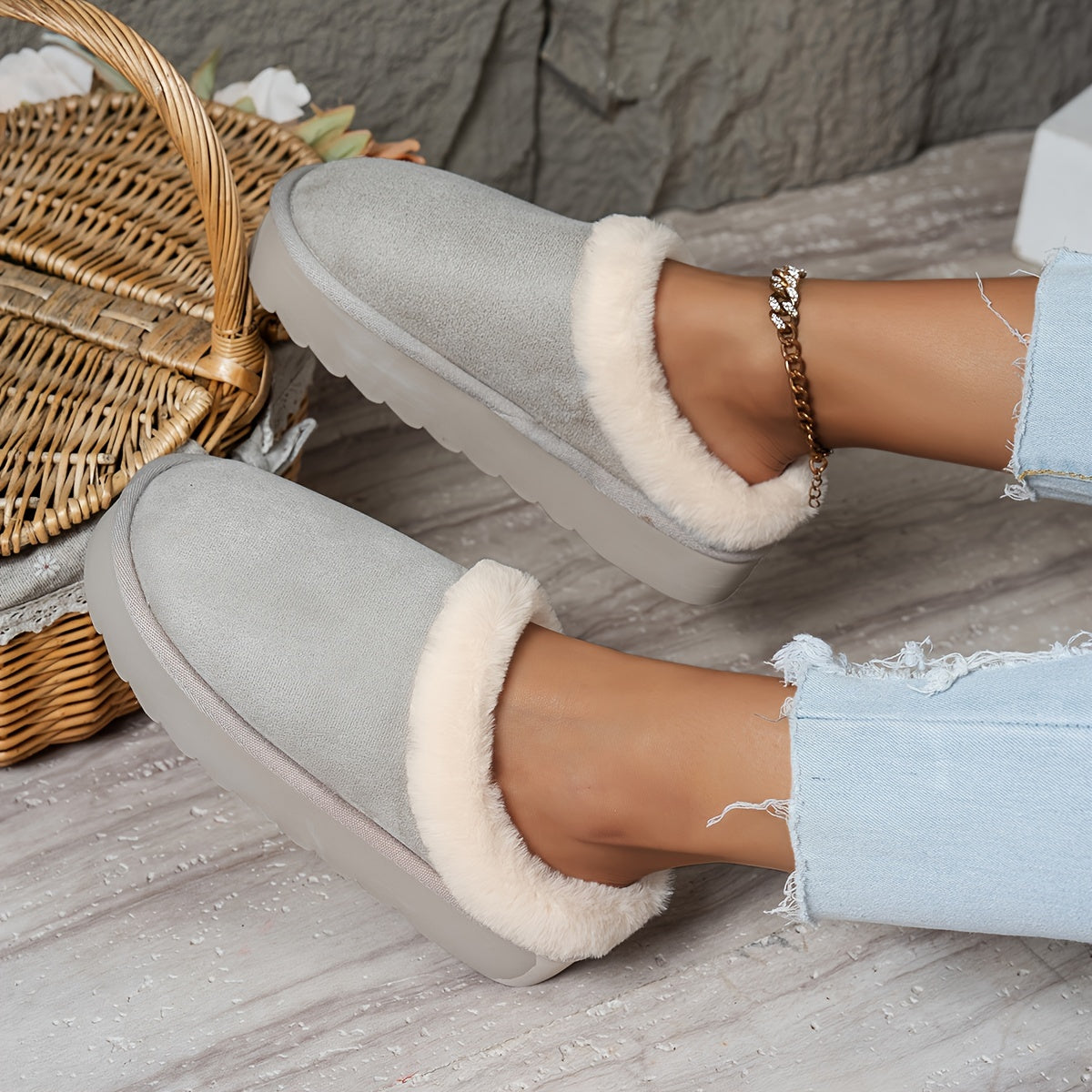 Chaussons décontractés pour femme automne et hiver, à enfiler, avec fausse fourrure, confortables pour l’intérieur et l’extérieur, semelle épaisse.