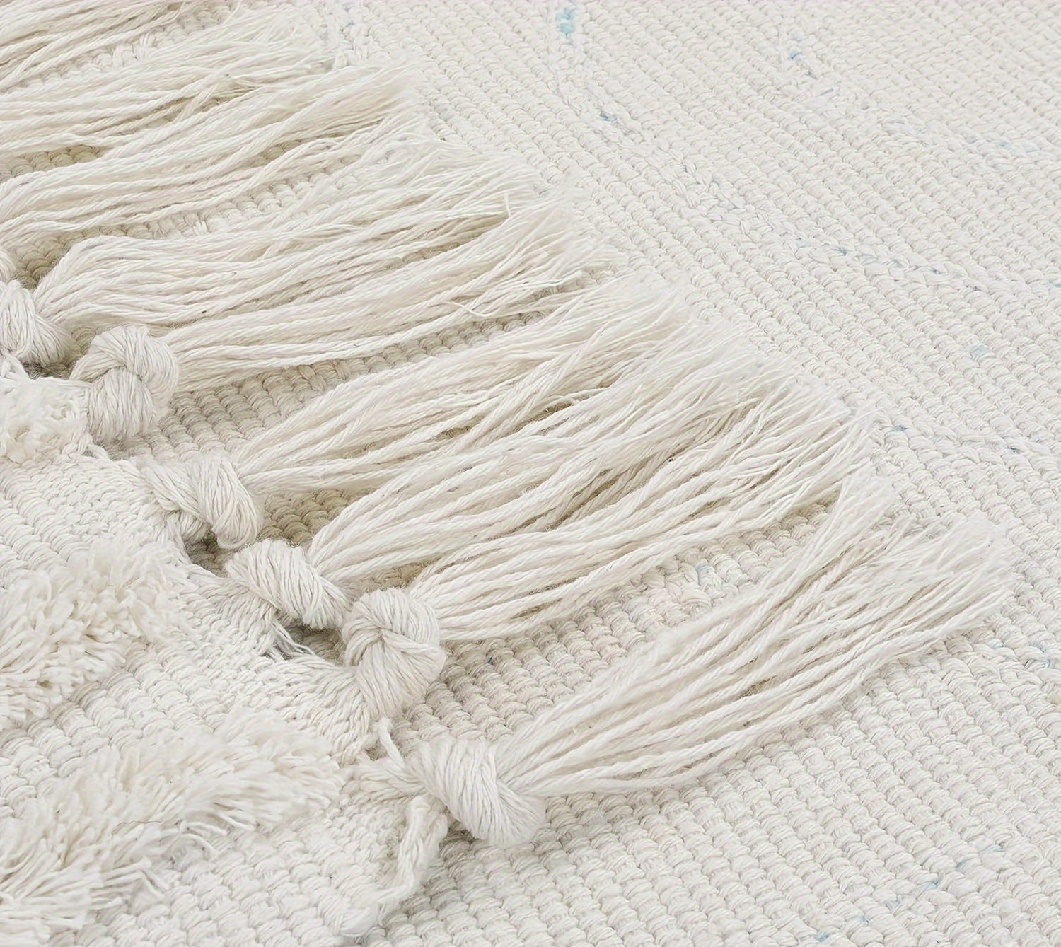 Tapis à motifs arc-en-ciel bohème avec franges